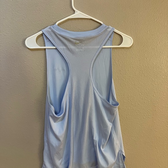 Women’s Nike Activewear Tank Size M - Picture 5 of 9